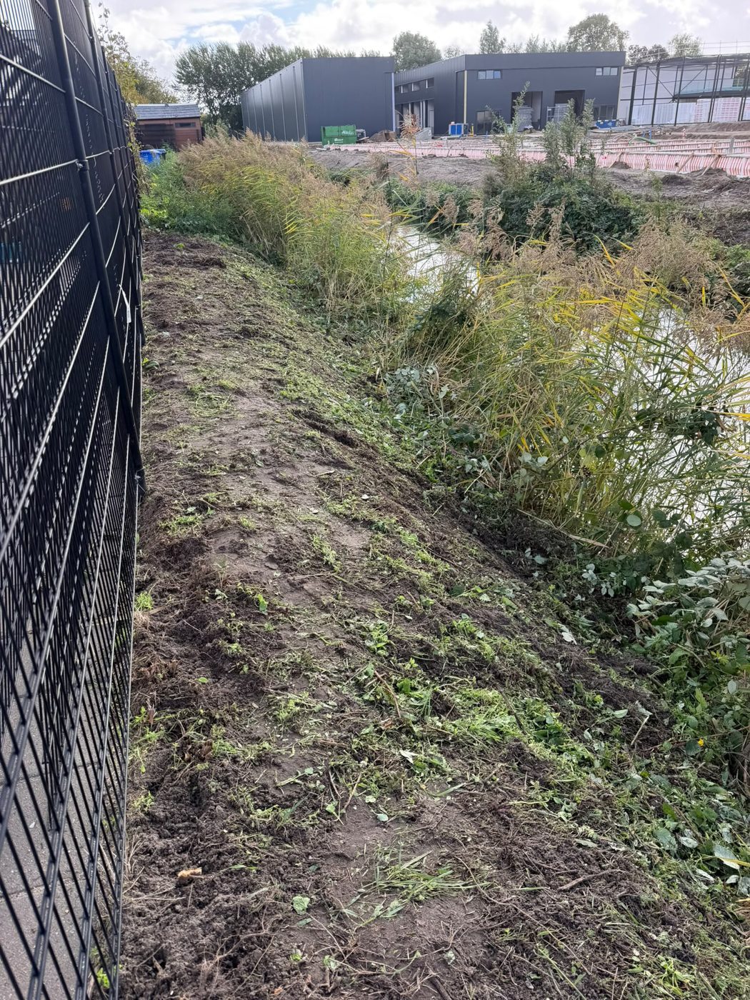 Na: Tuin opgeruimd
